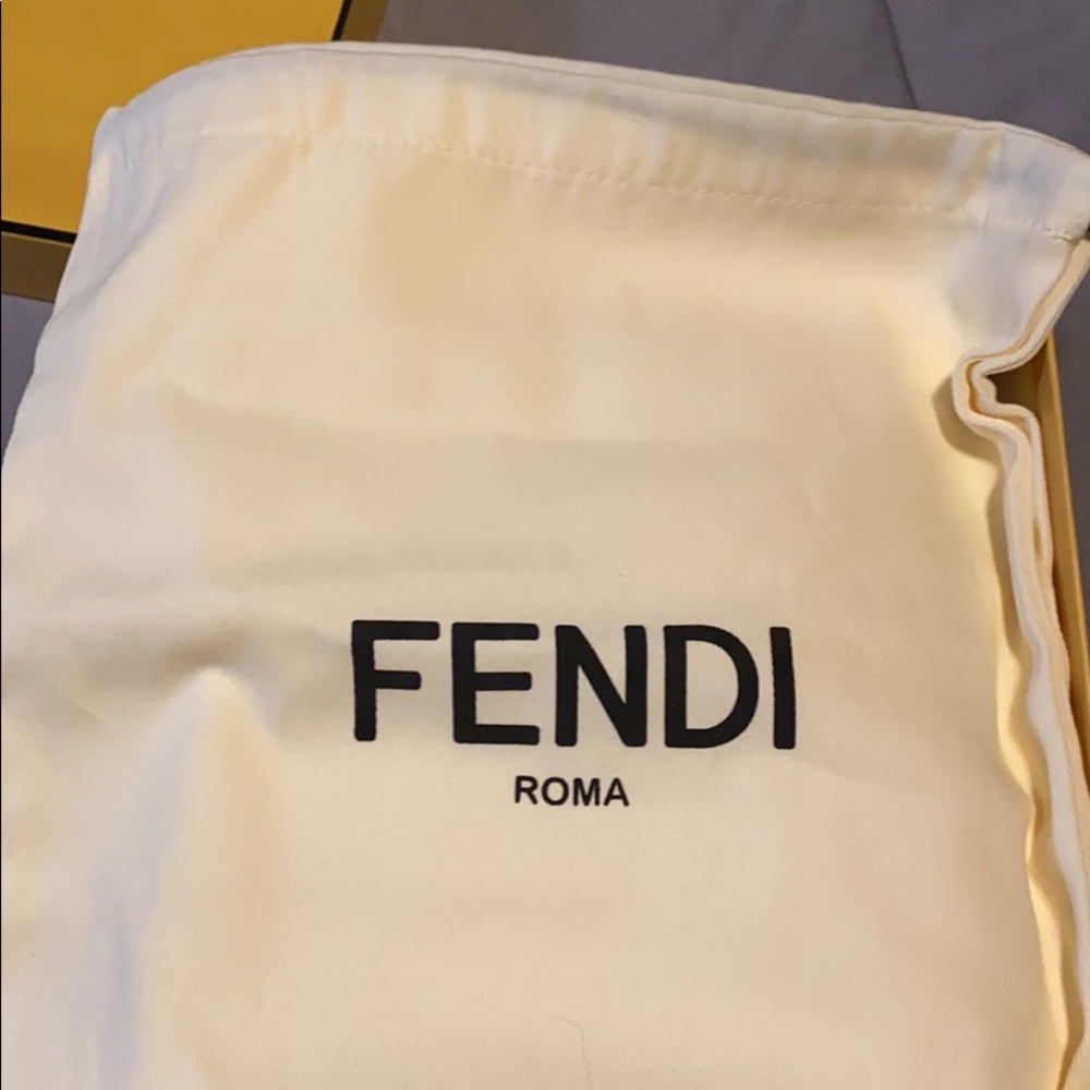 Size 6 FENDI Espadrilles, Brand New, Never Worn. - Picture 5 of 9